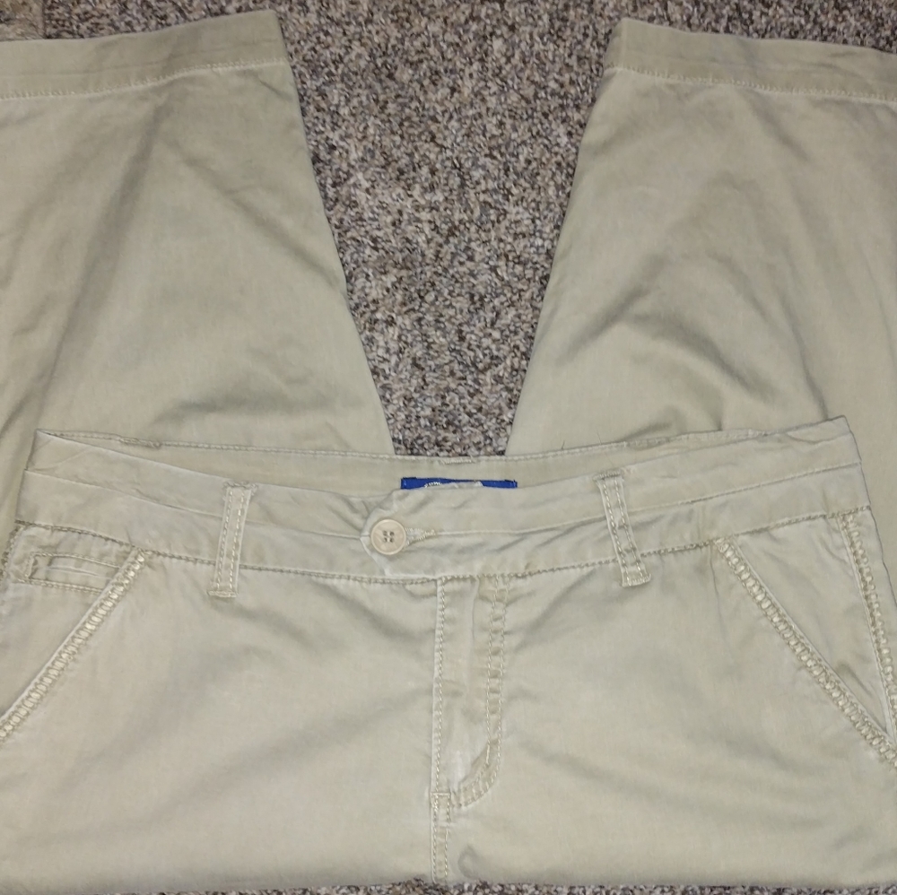 Blue Epic Capris